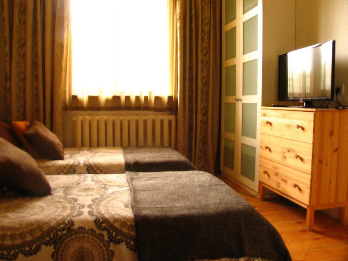Memo'S Boutique Guesthouse Каракол Экстерьер фото