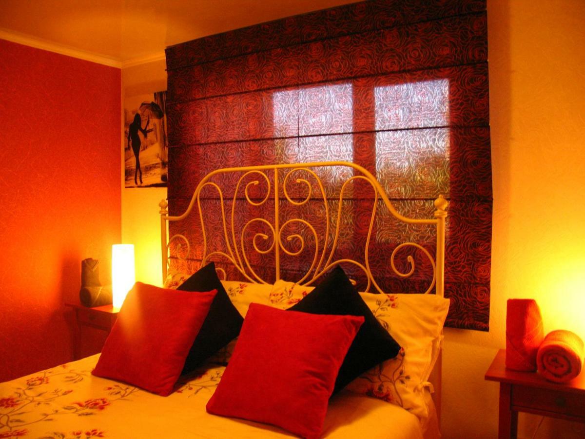 Memo'S Boutique Guesthouse Каракол Экстерьер фото